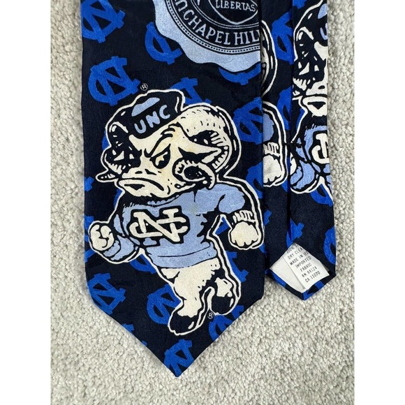 Vintage University of North Carolina UNC Tar Heels Logo Mens 100% Silk‎ Neck Tie - Picture 2 of 7